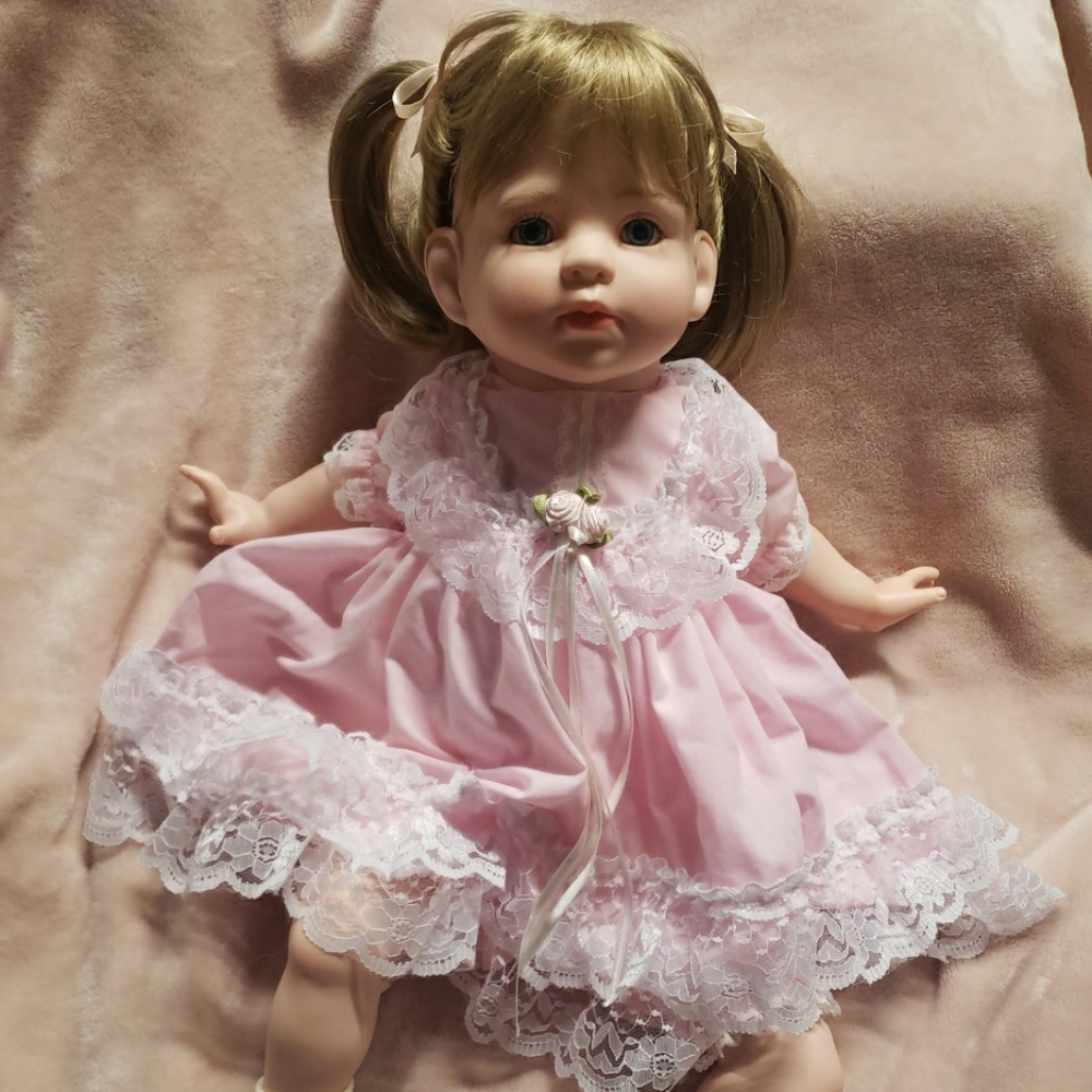 Gene Schooley Signed 24" Blonde Blue Eyed Doll